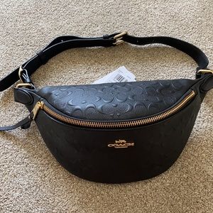COACH NWT Signature Leather Belt Bag F48741 Fanny